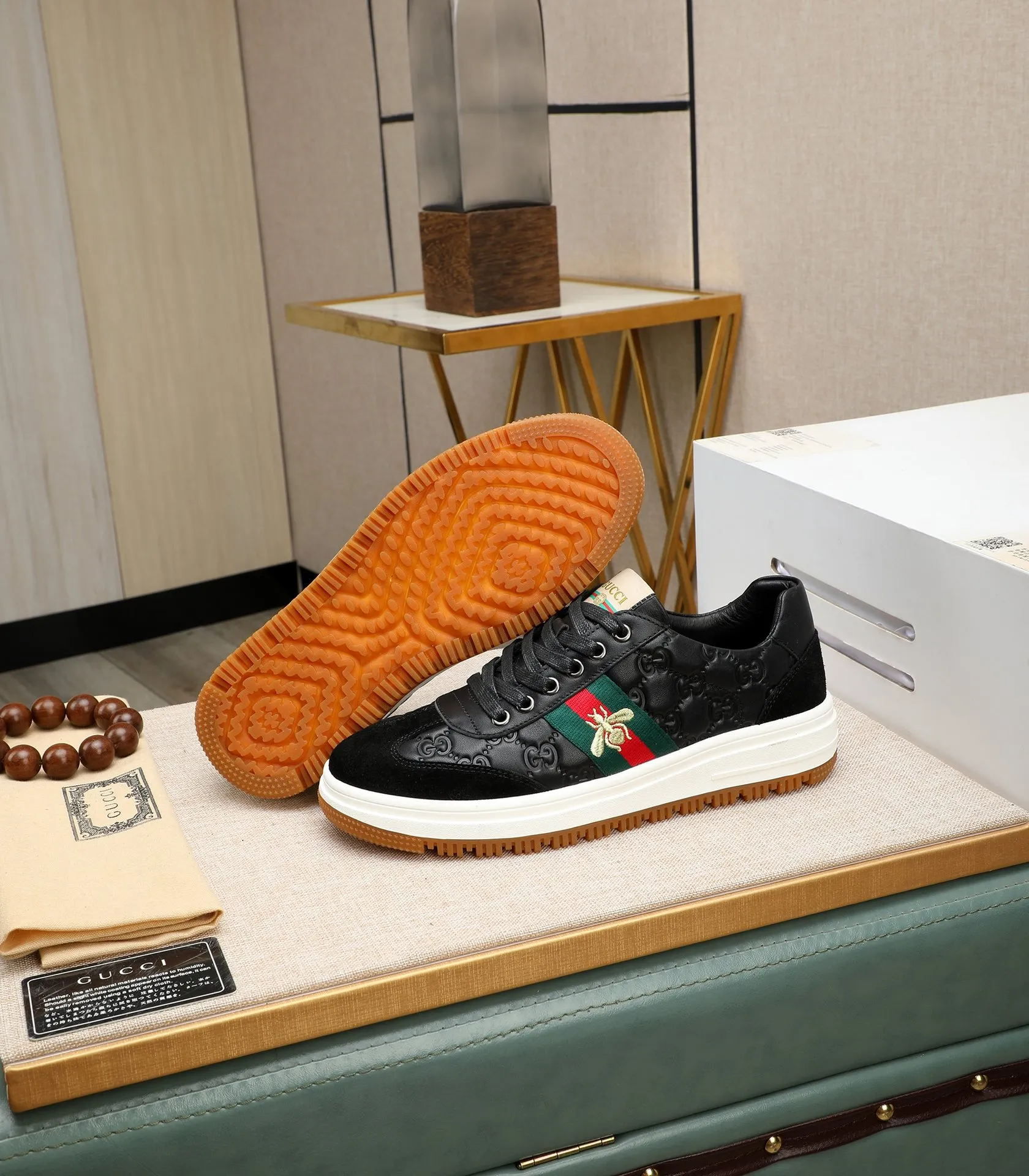 Men's shoes💰440 GUCCI🔍🔍2024 latest spring style On sale at the same time at the counter, original calfskin imported from Italy, genuine leather lining, (high-end, luxury, and class) exquisite workmanship, soles: original soles specially provided by the original factory, ⚠Exclusive double-layer movable molded soles are super comfortable⚠, real photos🎬The real ones are better🔍🔍"High quality·Follow the order" code number 38-44